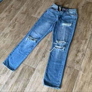 Distressed High Waisted Jeans